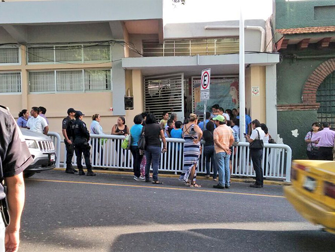  Niños de Chiapas se refugian en escuelas de Tabasco