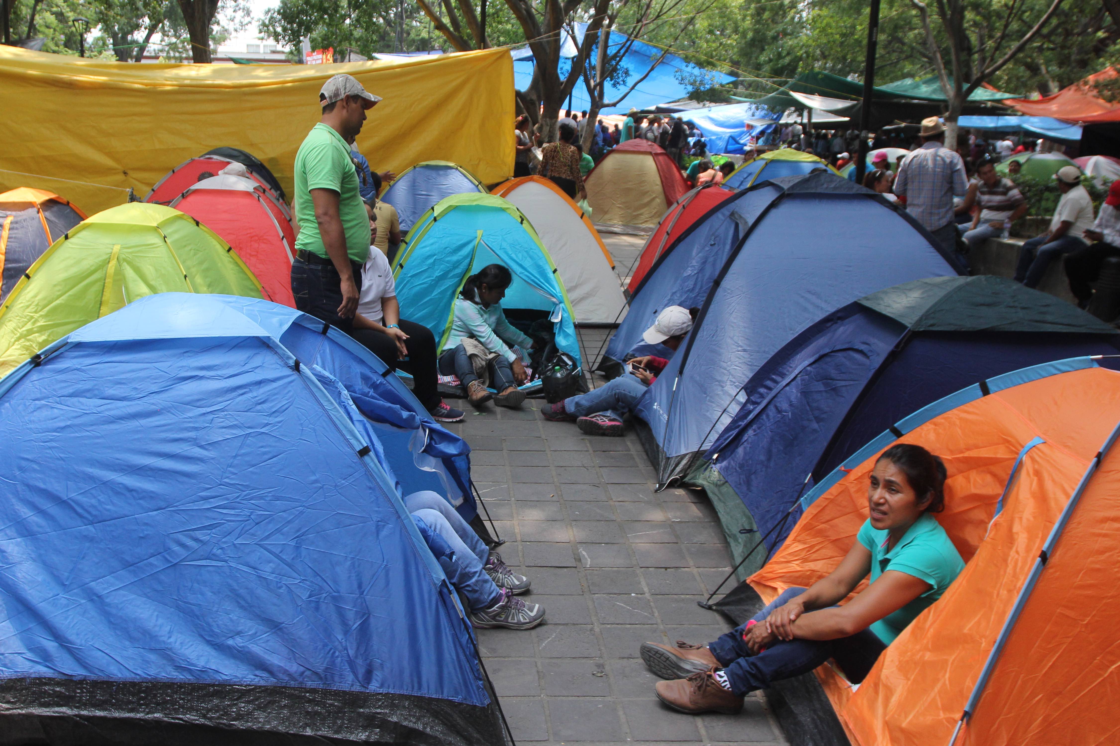  CNTE amaga con mantener bloqueos por tiempo indefinido