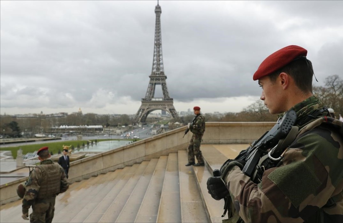  Se desploma el turismo en Francia por amenaza terrorista