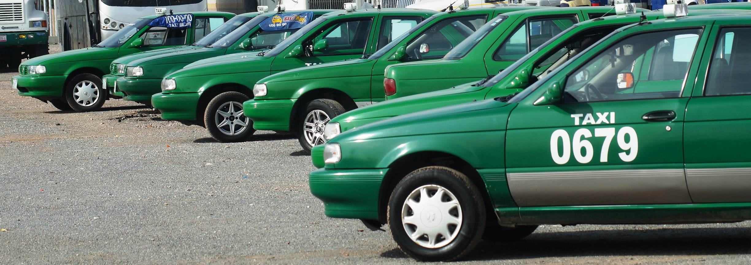  Buscará SCT otorgar más concesiones de taxis; prevén en un futuro cambio de imagen vehicular y app