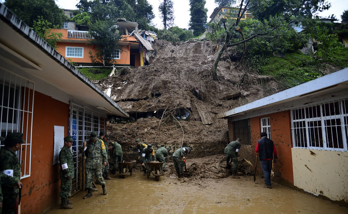  Paso de tormenta ‘Earl’ provoca 38 muertes en Puebla y Veracruz