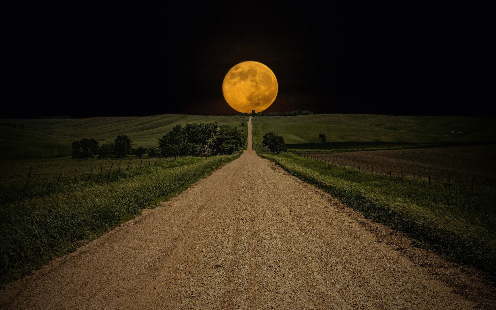  La Luna se formó después de que la Tierra sufriera una catástrofe