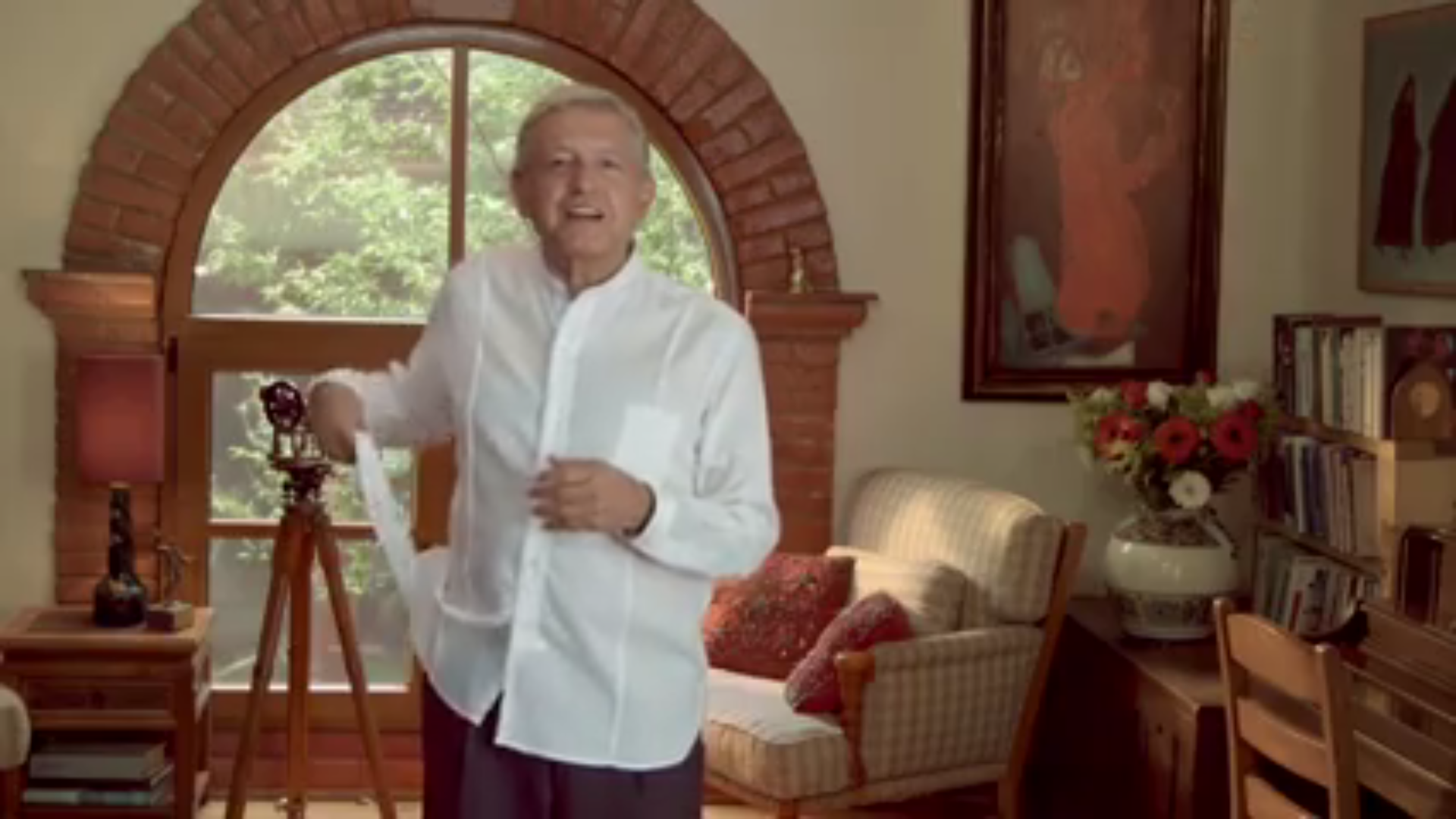  (Video) “Pronto habrá rebelión en la granja”, advierte en nuevo spot AMLO