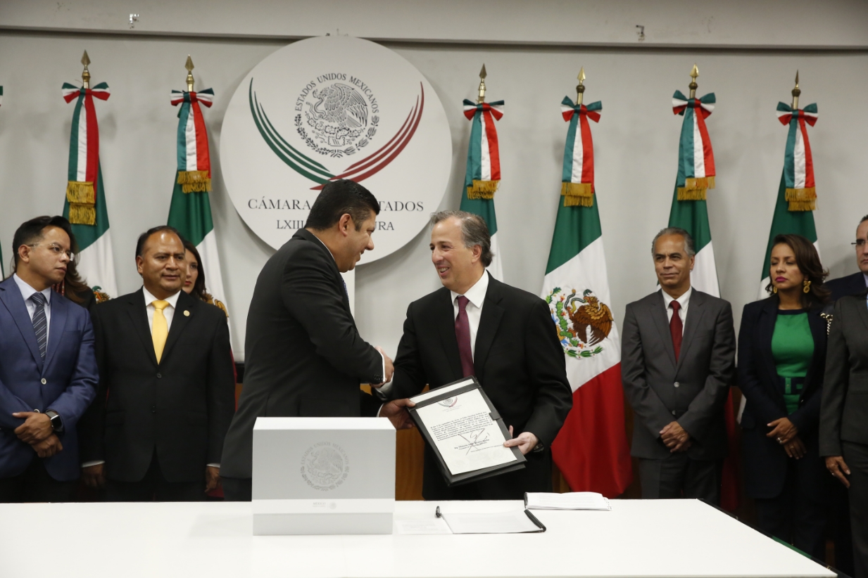  A apretarse el cinturón… pero usted, porque Gobierno, SCJN y Congreso planean ganar más