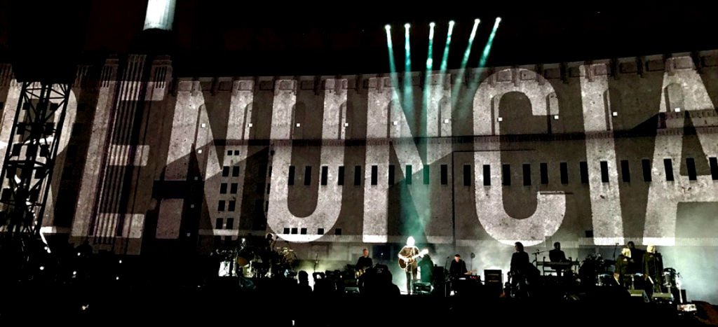  (Video) “Los ojos del mundo lo están observando”: Roger Waters a EPN durante concierto