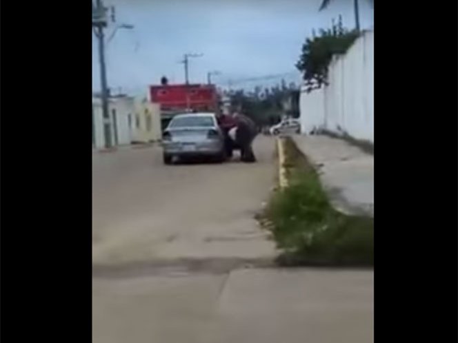  (Video) Estudiante escapa de ser secuestrado en Minatitlán