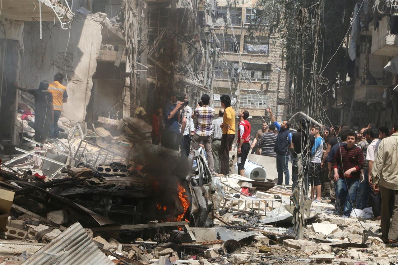  Mueren 75 personas por bombardeos en Siria