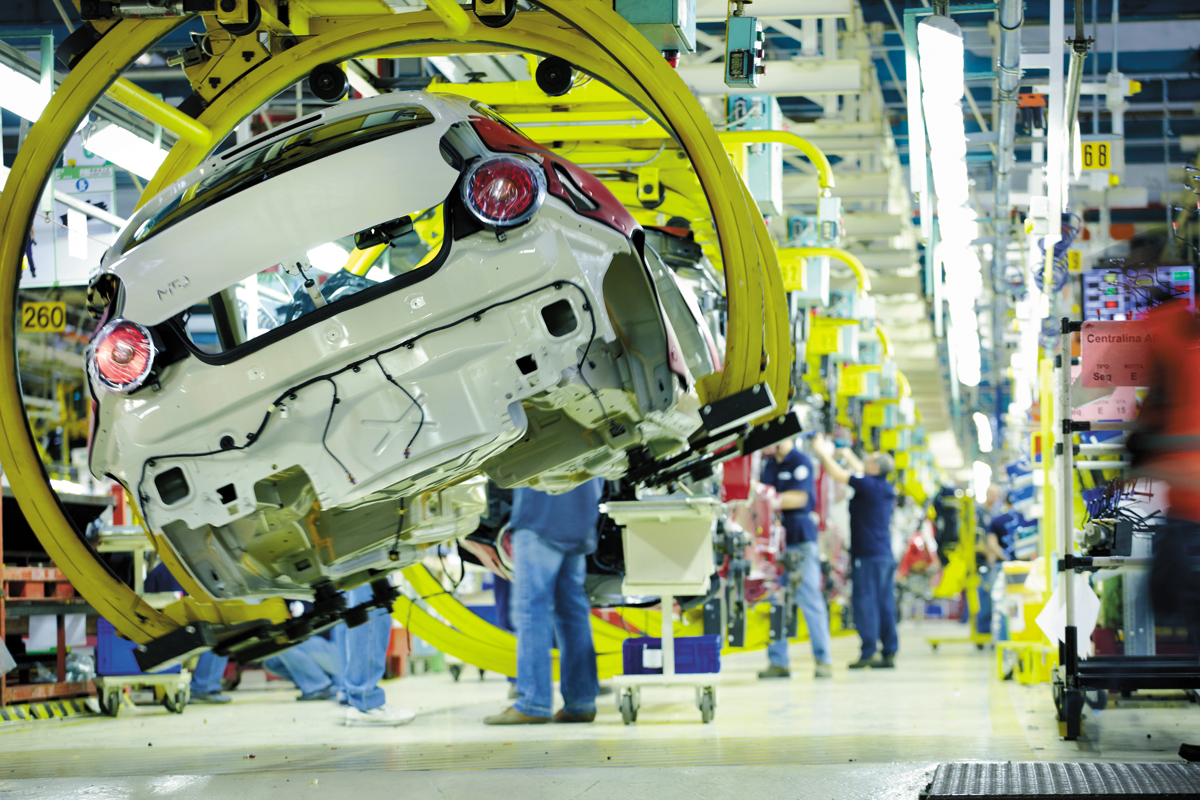  Chrysler retira de México 81 mil 901 autos por defectos en bolsas de aire y cinturones de seguridad