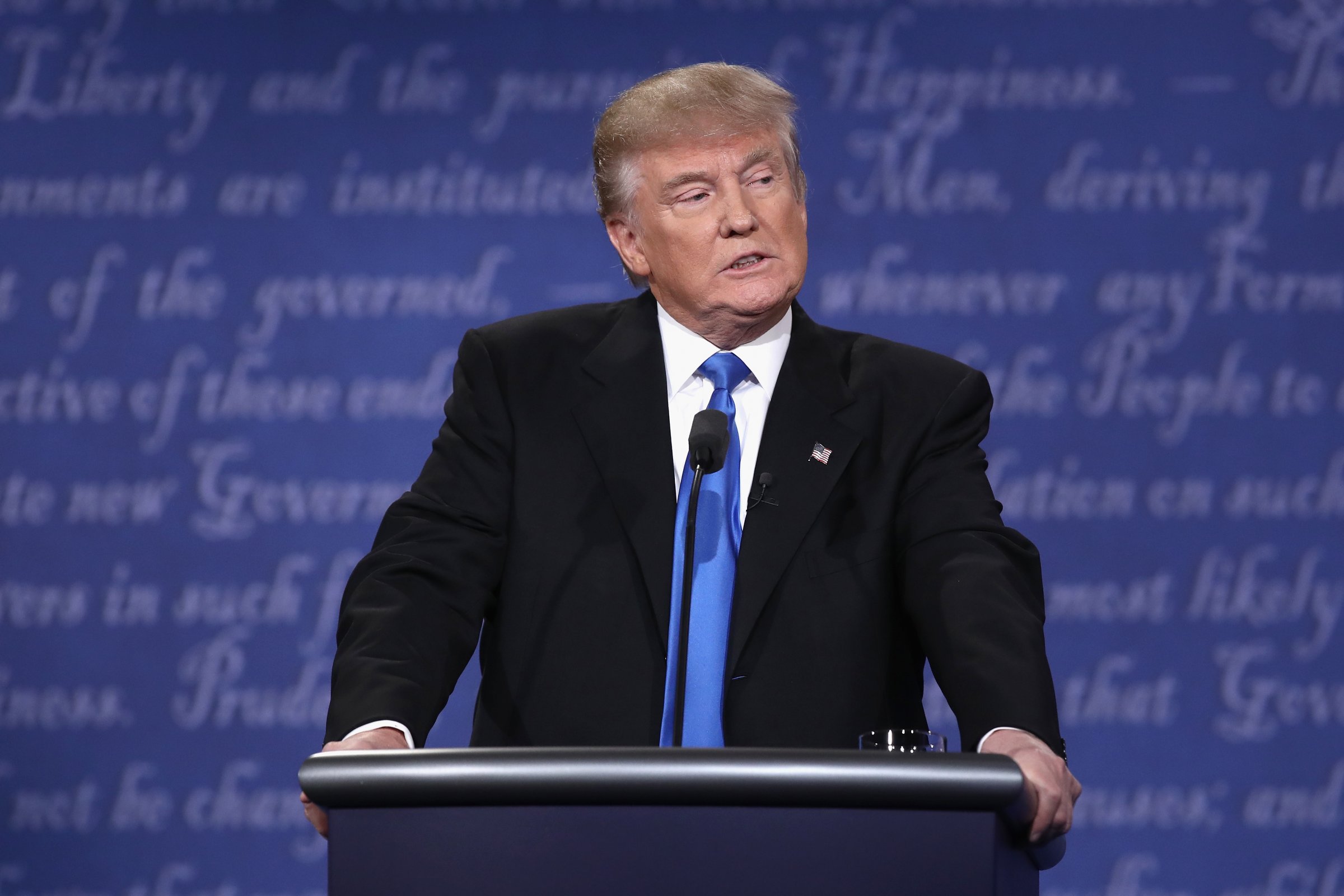 Trump asegura que atacará más a Clinton en próximo debate