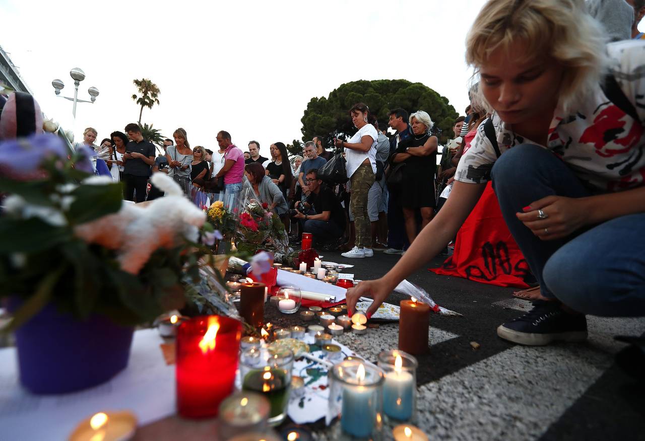  Víctimas de atentados en Niza recibirán más de 300 mdd