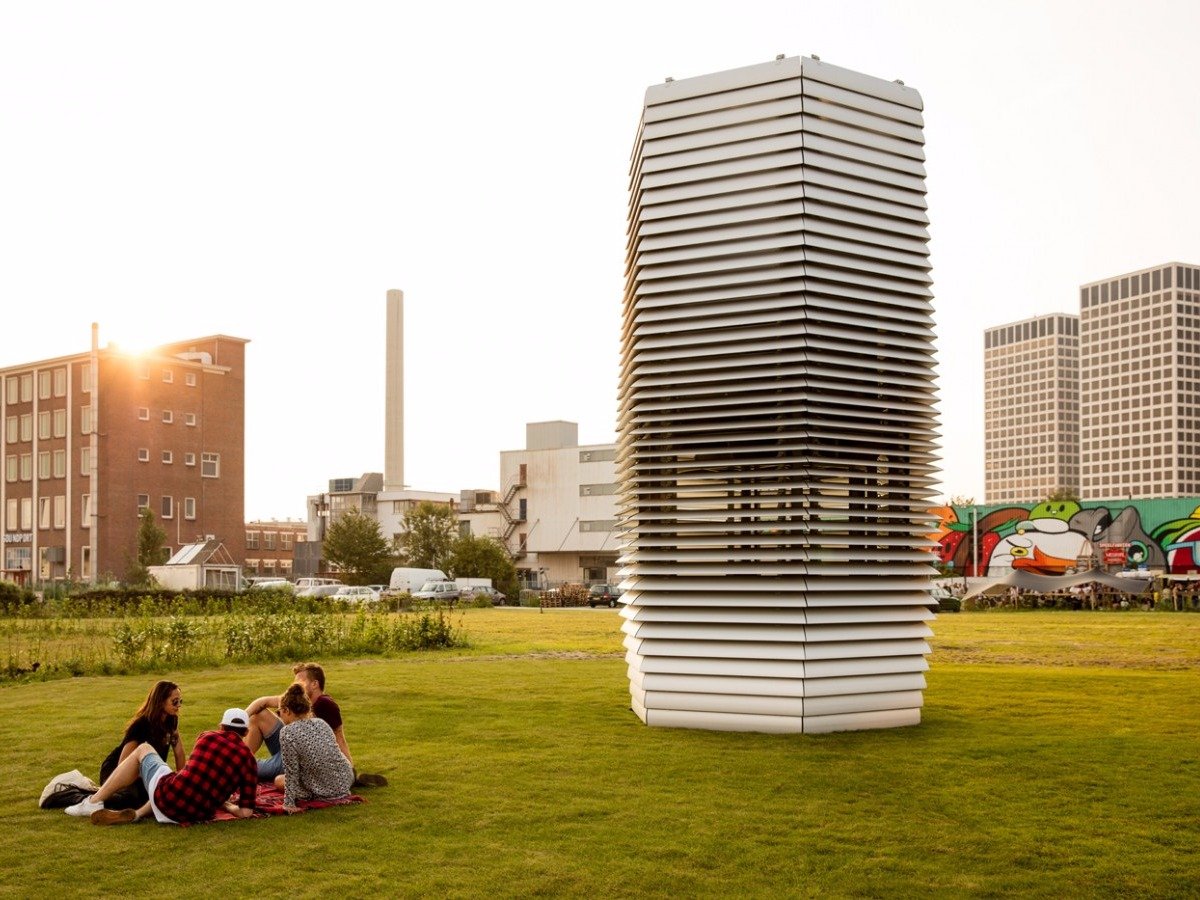  Artista holandés crea torre que limpia el aire en China