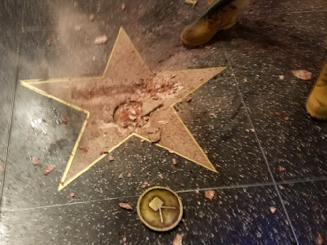  Destruyen estrella de Trump en Hollywood