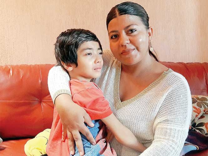  Rara enfermedad le roba la esperanza a Joshua; piden a papás estar atentos