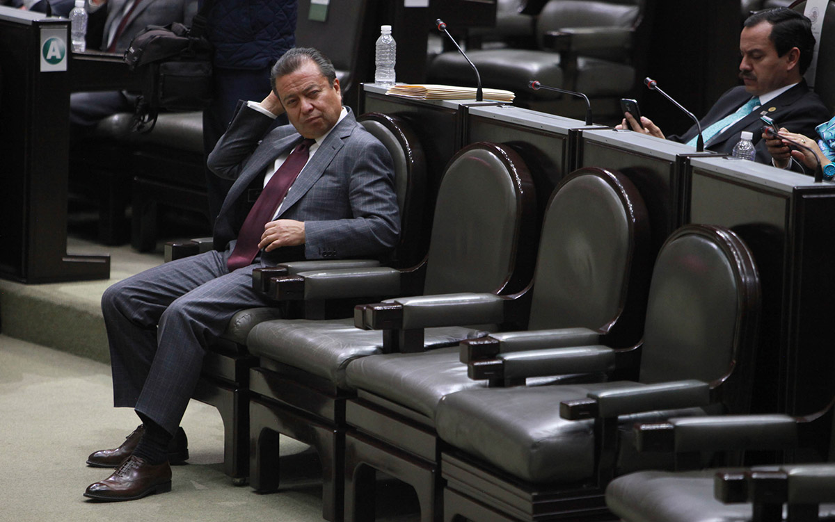  Senadores y diputados se van de puente…. 6 días