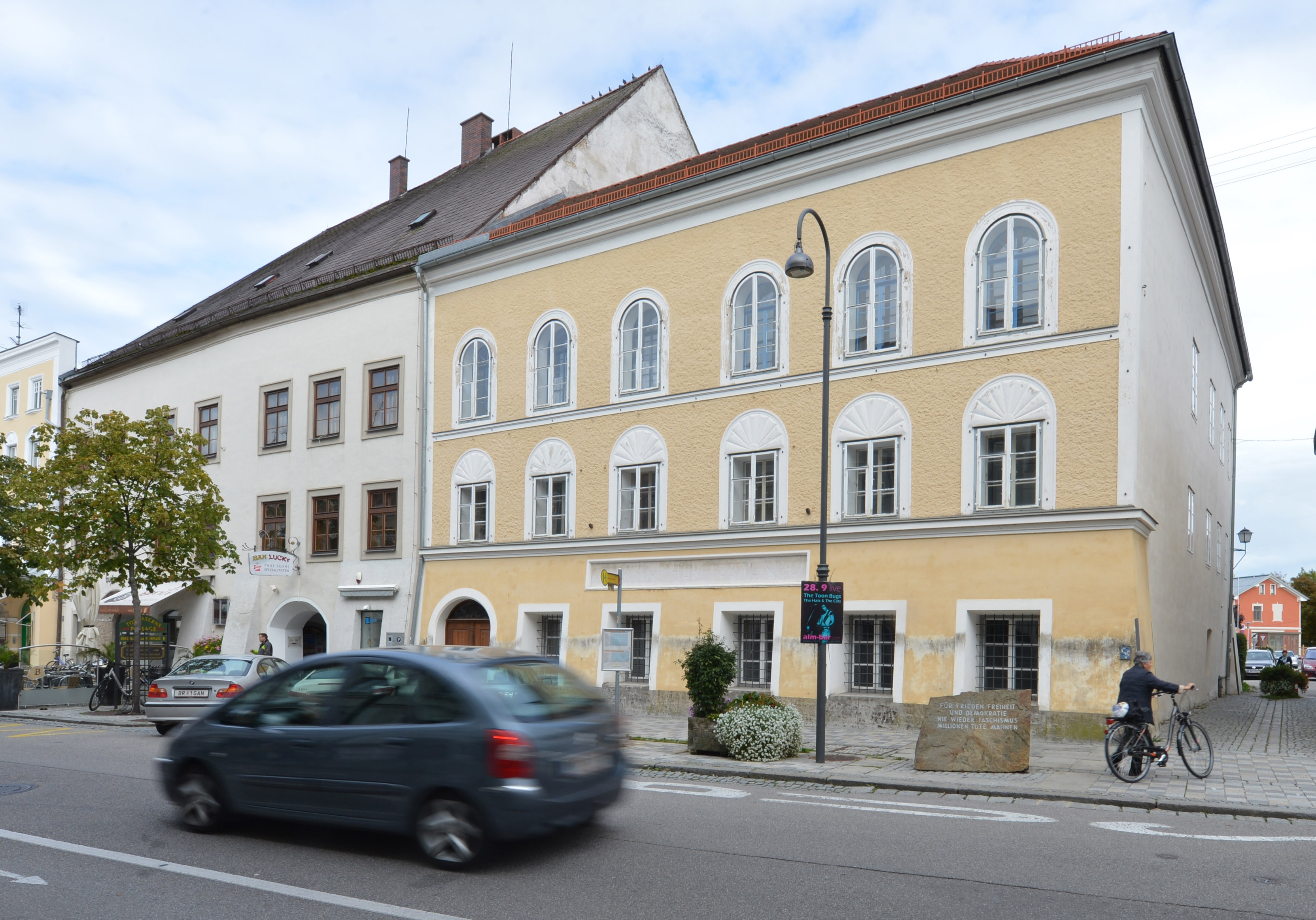  Austria demolerá casa donde nació Hitler