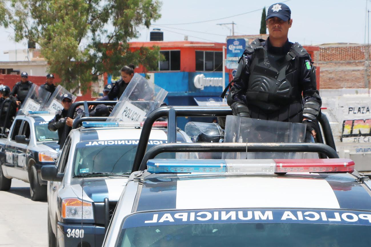  Solamente 2 mil 600 policías municipales vigilan en los 58 municipios de SLP