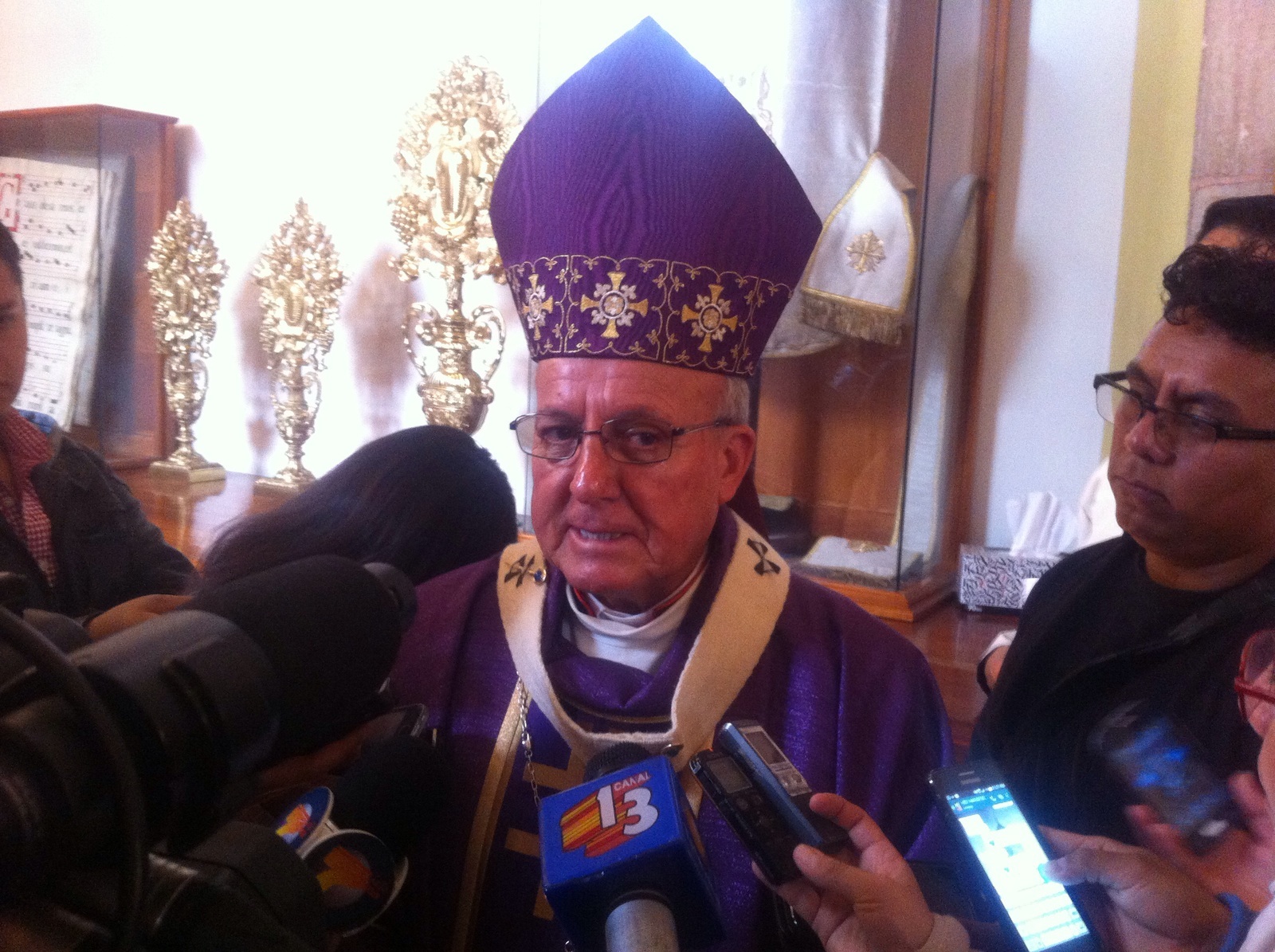  Quieren armar a sacerdotes potosinos