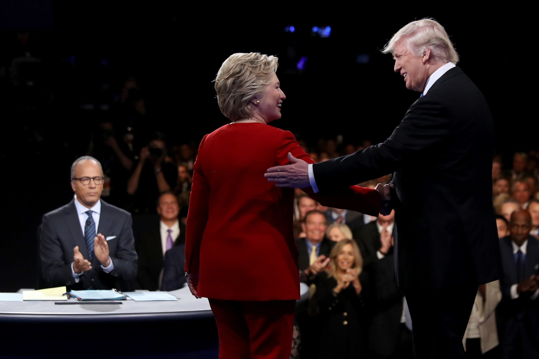 Clinton y Trump se disputan Florida, clave en elecciones