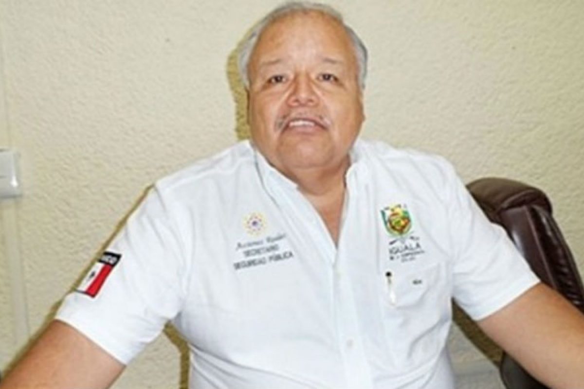  Auto de formal prisión a exsecretario de Seguridad de Iguala