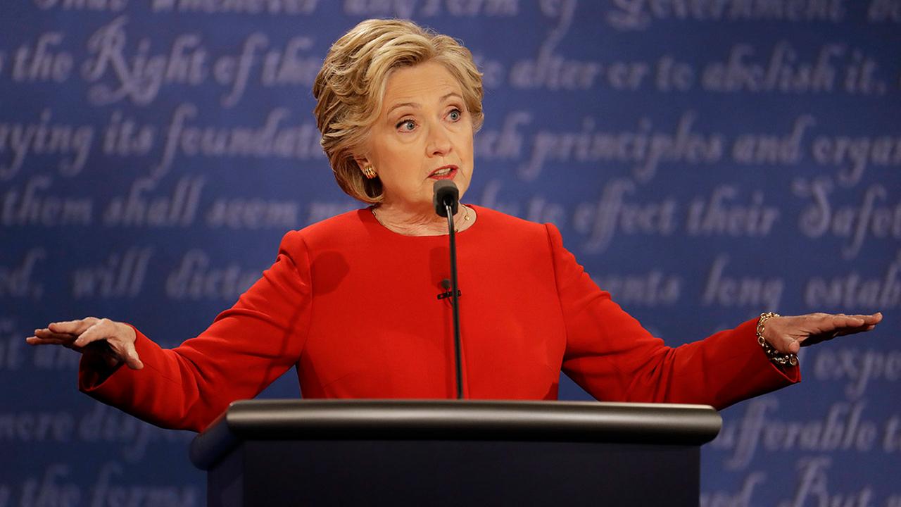  Hillary Clinton recibió preguntas antes del debate: Wikileaks