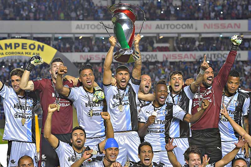  ¡Se llevan la copa! Gallos de Oro obtiene su primera victoria