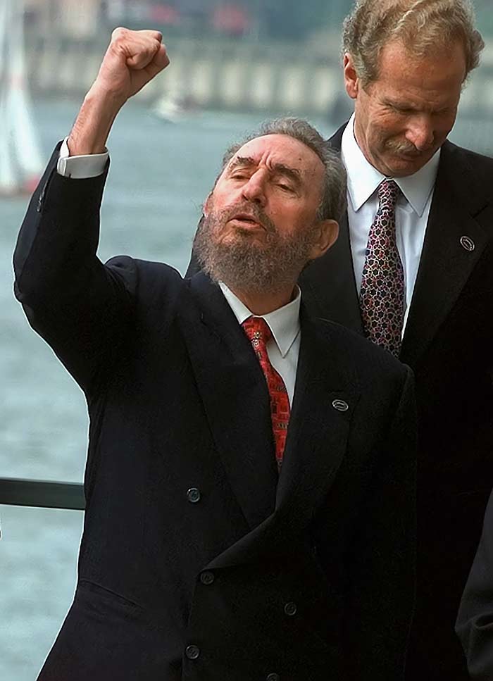 Líderes mundiales rinden tributo a Fidel; detractores lo llaman ‘tirano’