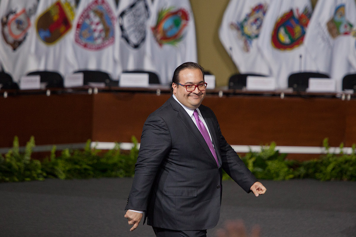  PGR recupera $421 millones de Veracruz; empresas devuelven el dinero