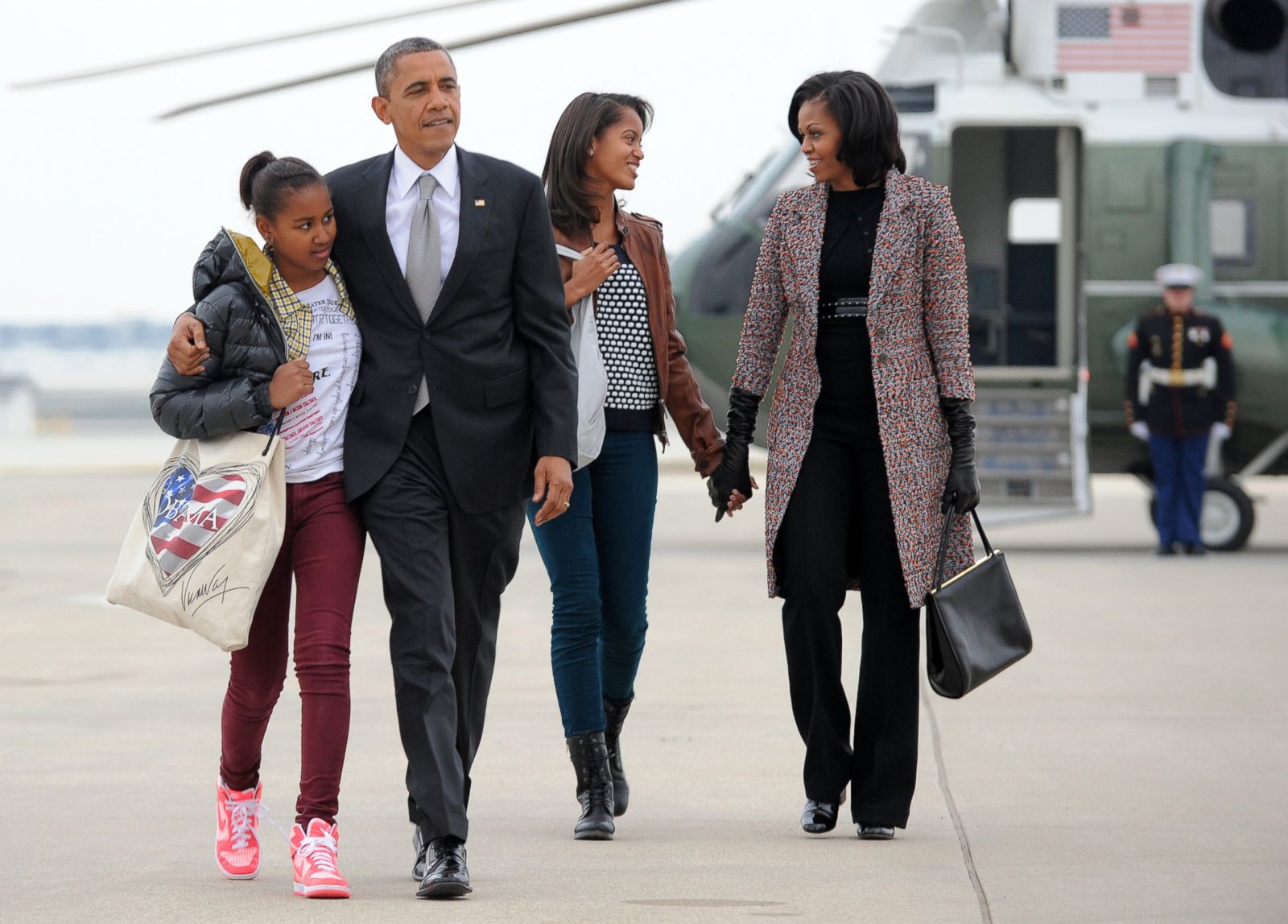  Obama dirige su último mensaje de Acción de Gracias a sus hijas