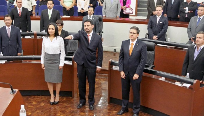  No se desecha solicitud de juicio político contra Ponce Rodríguez, determina Congreso