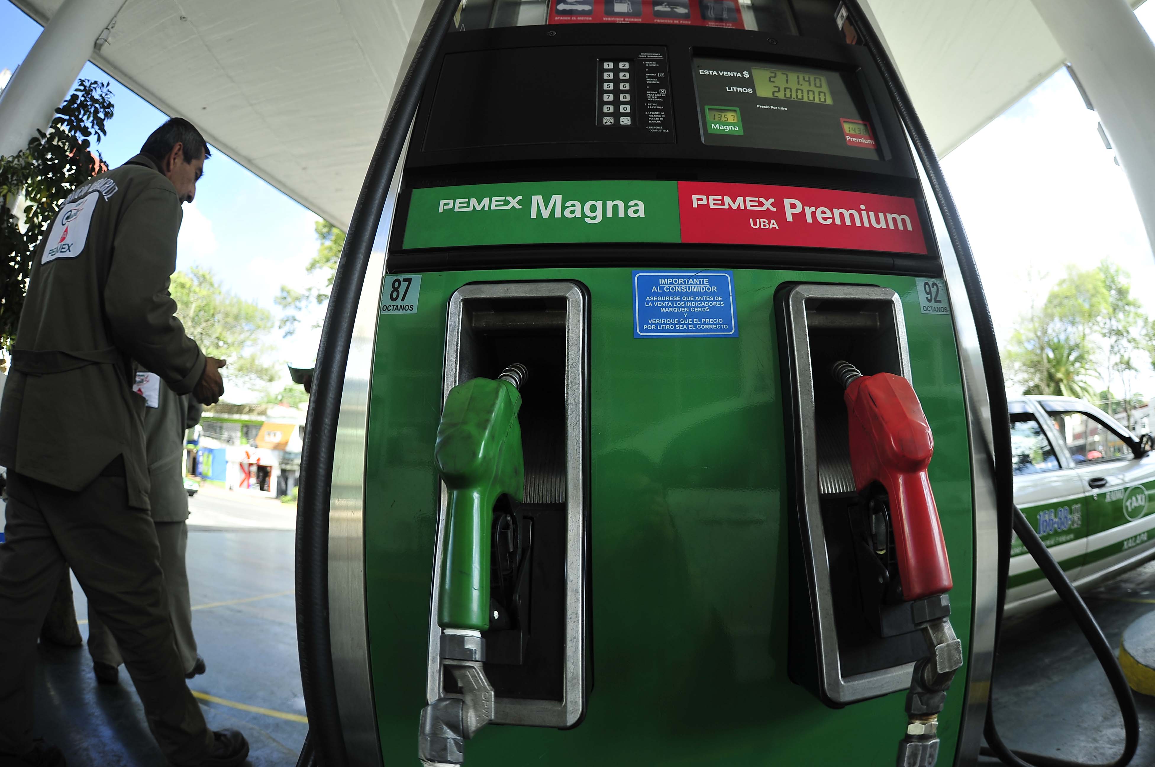  Precios de gasolinas, sin cambios en diciembre: Hacienda