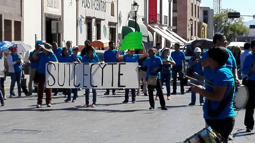  Caos en acceso al centro histórico por manifestación de SUTCECYTE