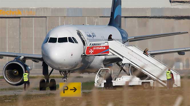  Aterriza en Malta un avión secuestrado desde Libia