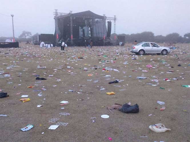  Las huellas del festejo del año… Basura predomina en La Joya