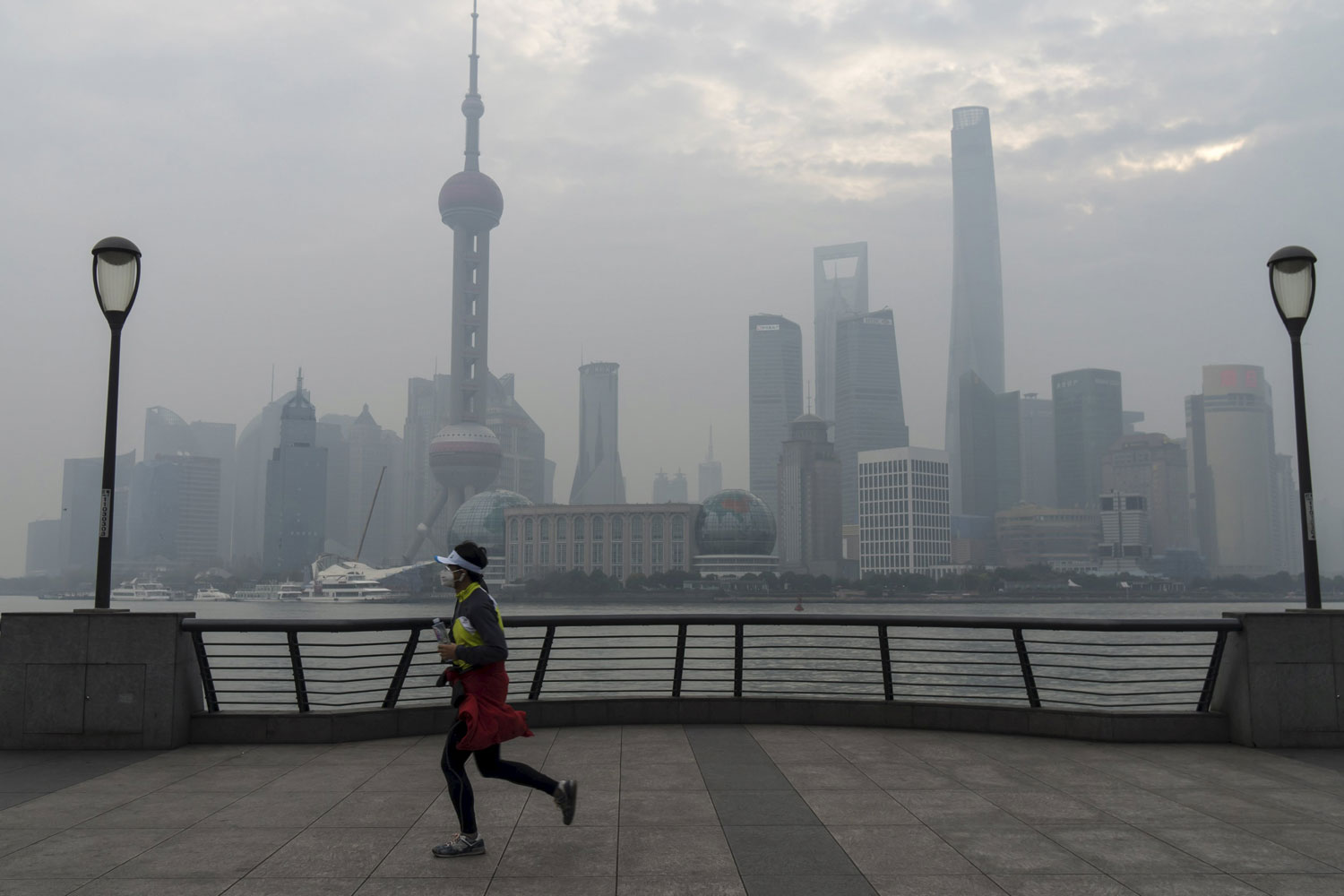  En China, cobrarán impuestos a quien contamine