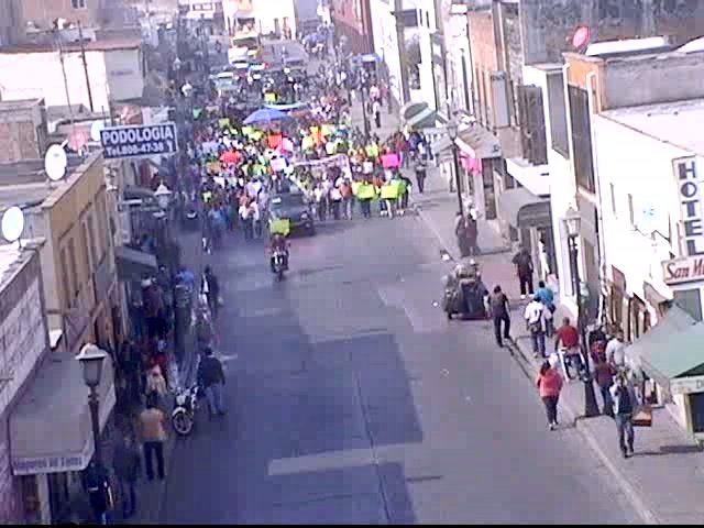  Ambulantes en contra de Gallardo se manifiestan en el centro