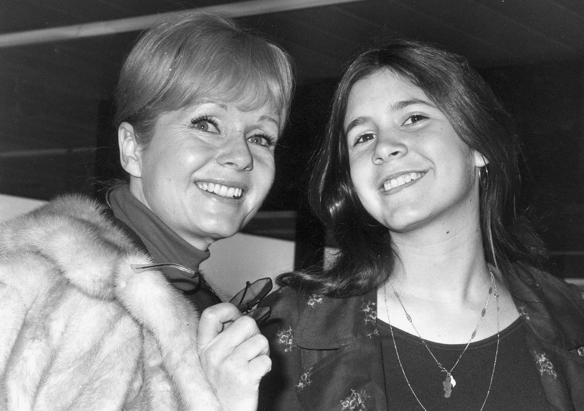  Celebrarán en conjunto funerales de Carrie Fisher y su madre, la actriz Debbie Reynolds