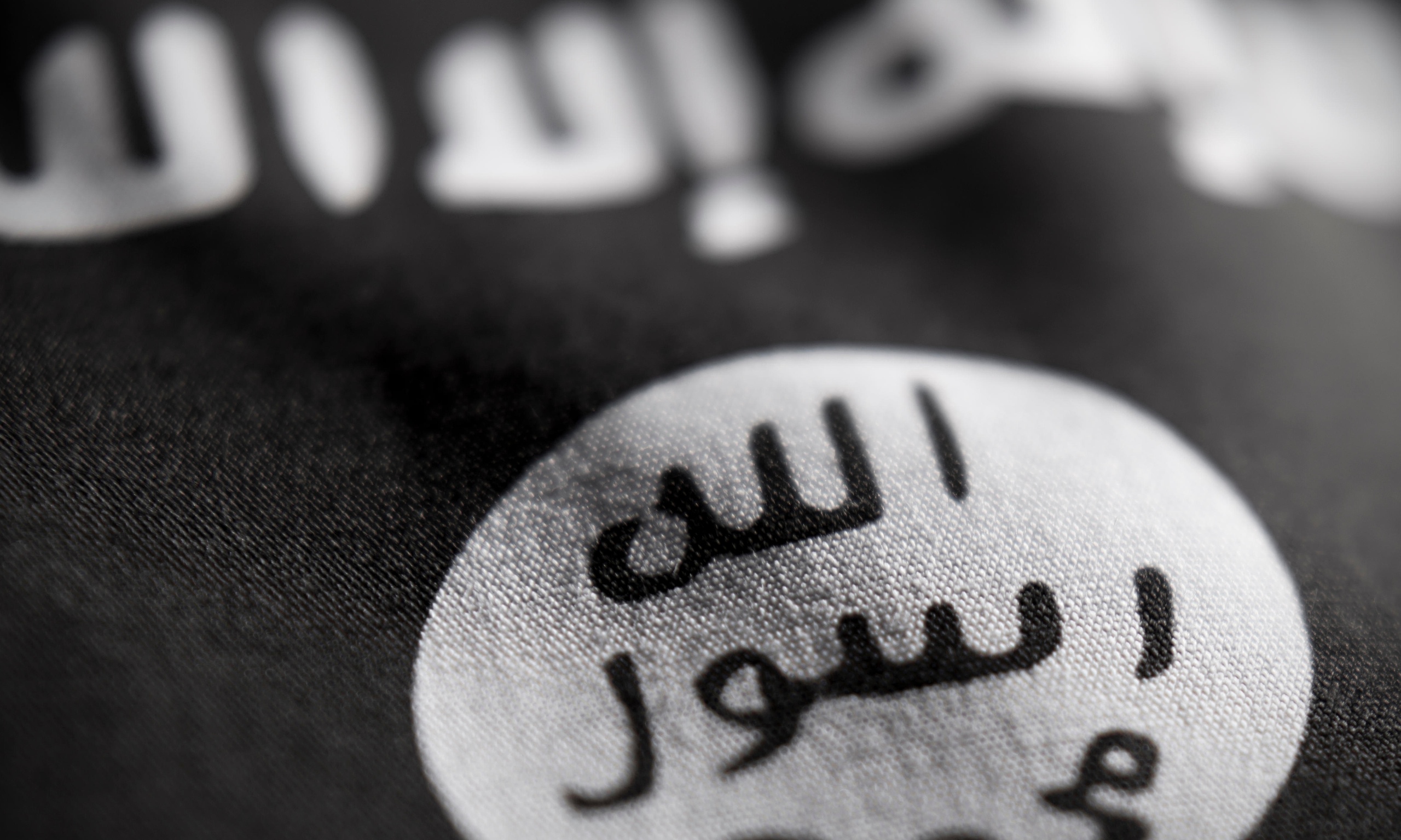  FBI advierte sobre amenazas de ISIS a iglesias y fiestas navideñas