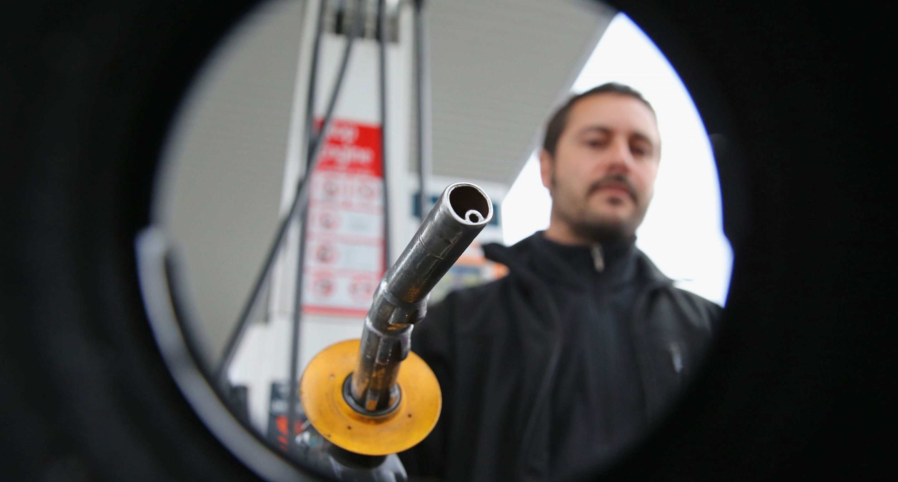  Gasolina en México, más cara que en EU, Rusia, Venezuela e Irak