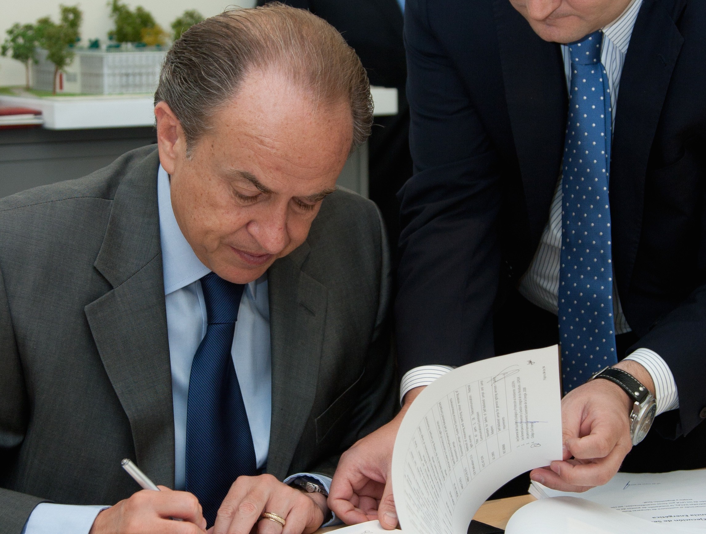  Iniciativa del gober para sistema anti-corrupción plagada de “lagunas, confusiones y cuestiones que deben ser explicadas”