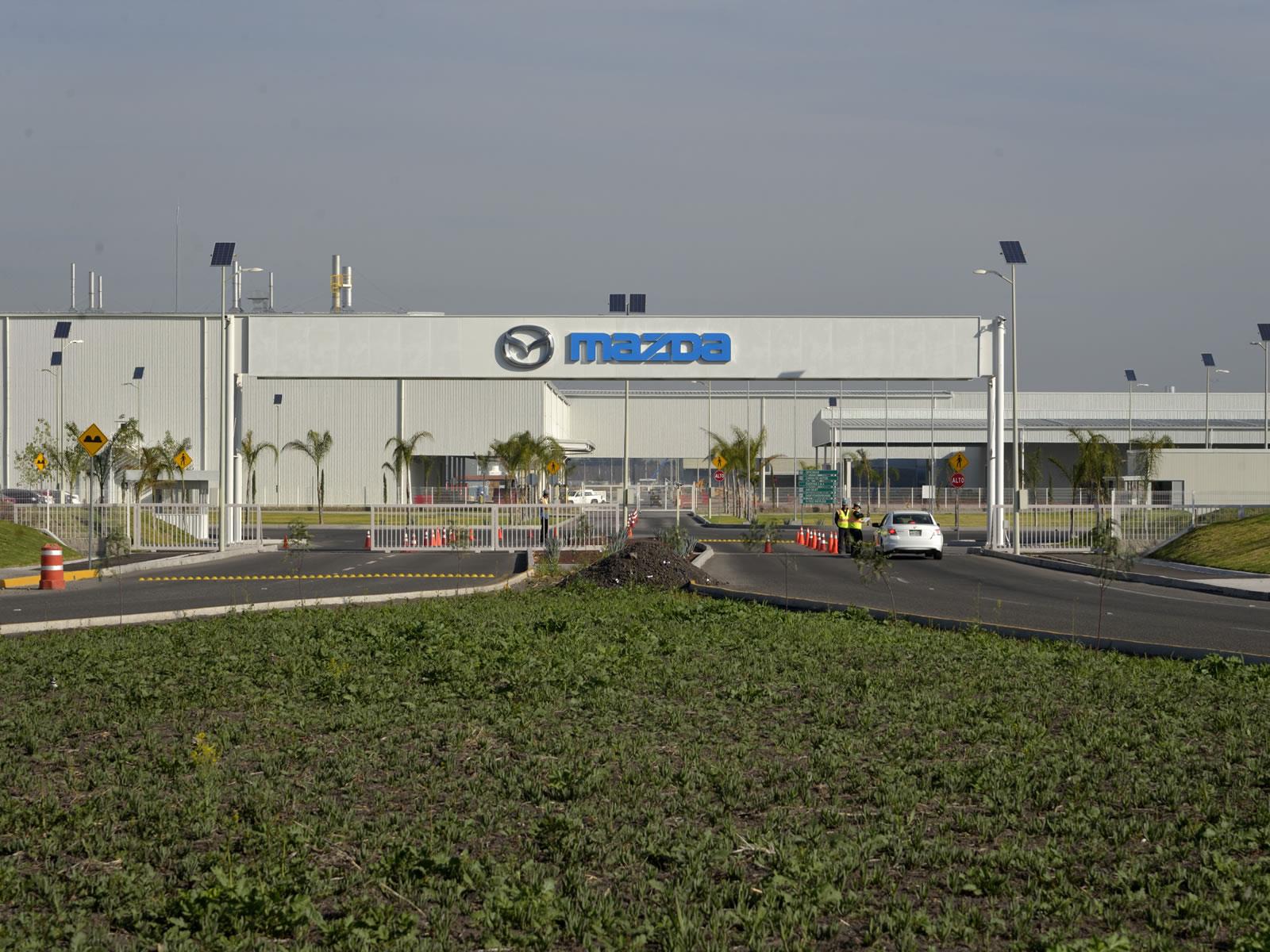  Mazda se queda en México