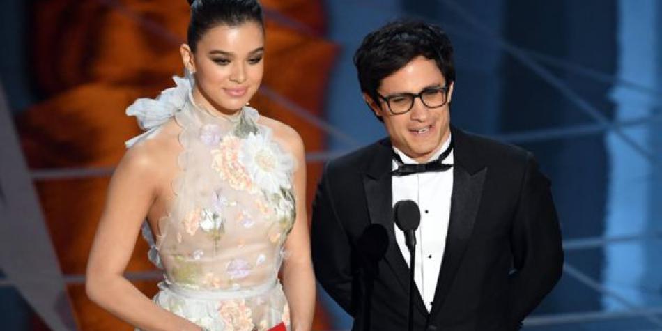 Gael García se pronuncia en contra del muro en los Premios Óscar