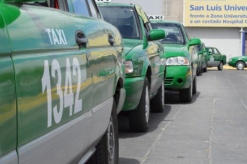  Anuncia SCT mil 877 nuevas concesiones de taxi para 2020