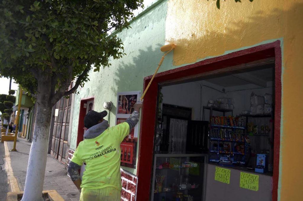  Pintan casas de amarillo en Soledad sin autorización de vecinos