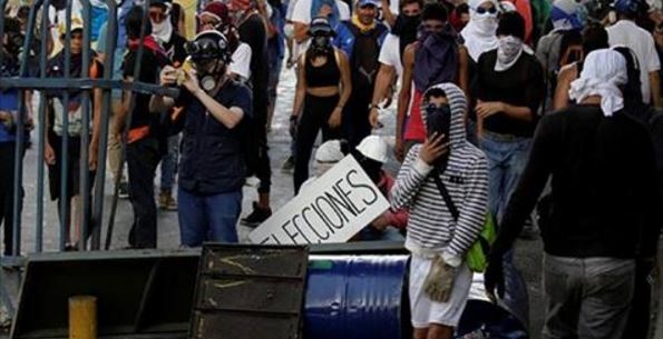  Maduro confirma 29 muertos y pérdidas millonarias por protestas