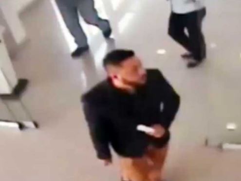  Video: Asaltantes acechaban en el banco para dar el ‘pitazo’