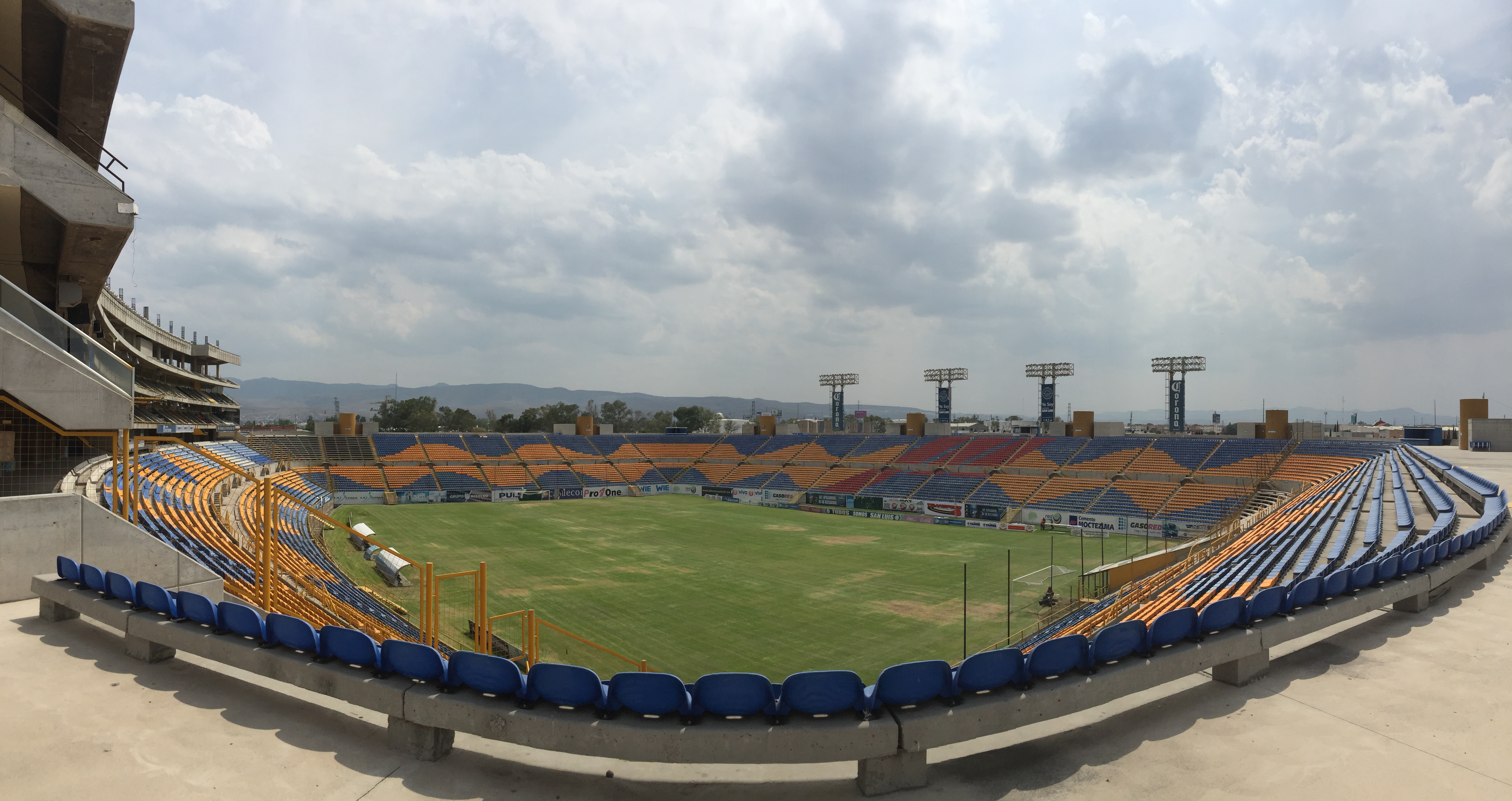  A 18 años de su inauguración, estadio Alfonso Lastras incompleto