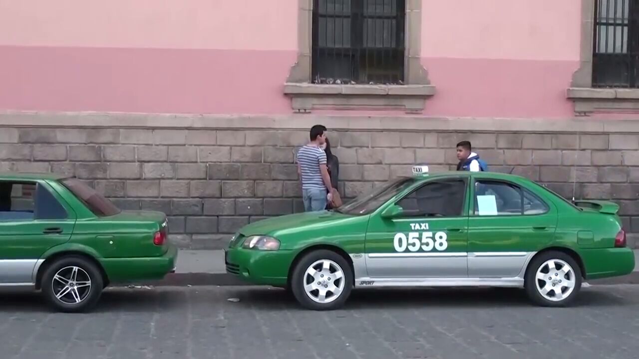  Taxistas denuncian irregularidades en fallo de la SCT