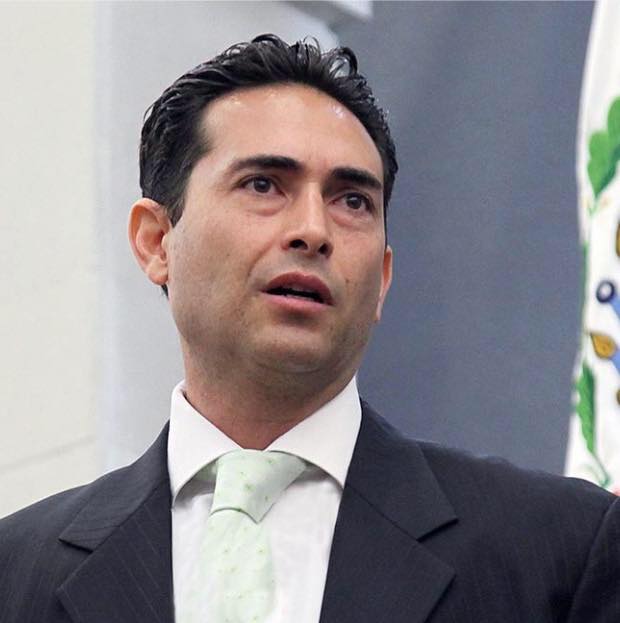  Manuel Barrera debe pedir licencia inmediatamente: Parlamento Ciudadano