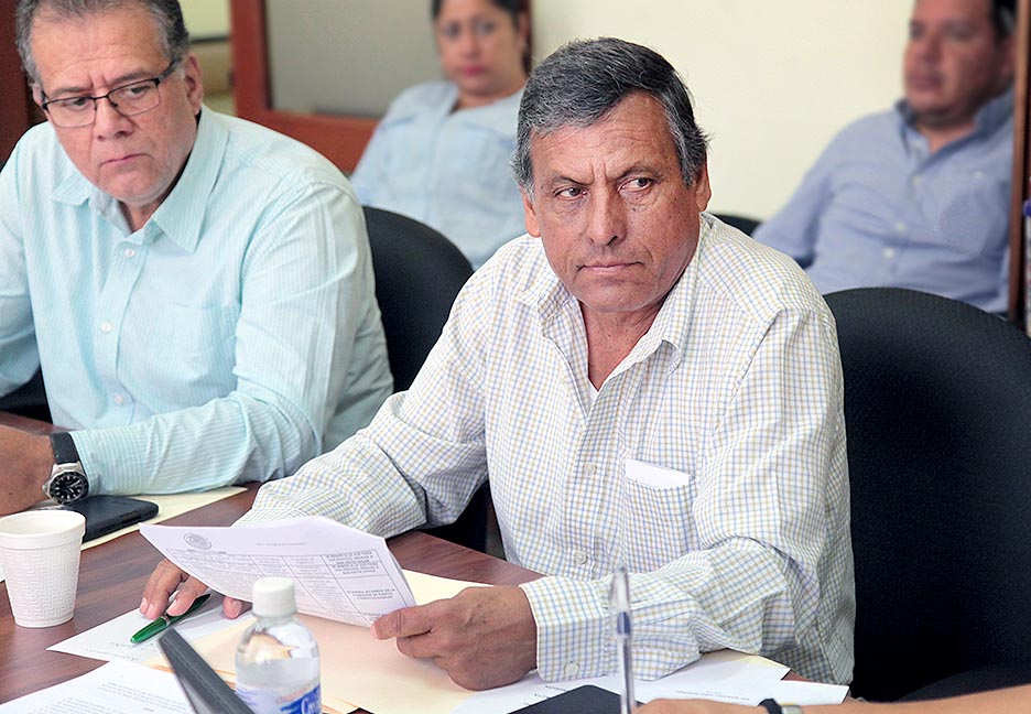  Comienzan mal en Congreso proceso para elegir Auditor Superior: EMB