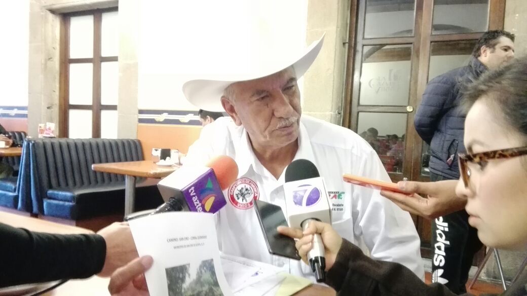  Denuncian obras “sin sentido” en zona huasteca y media